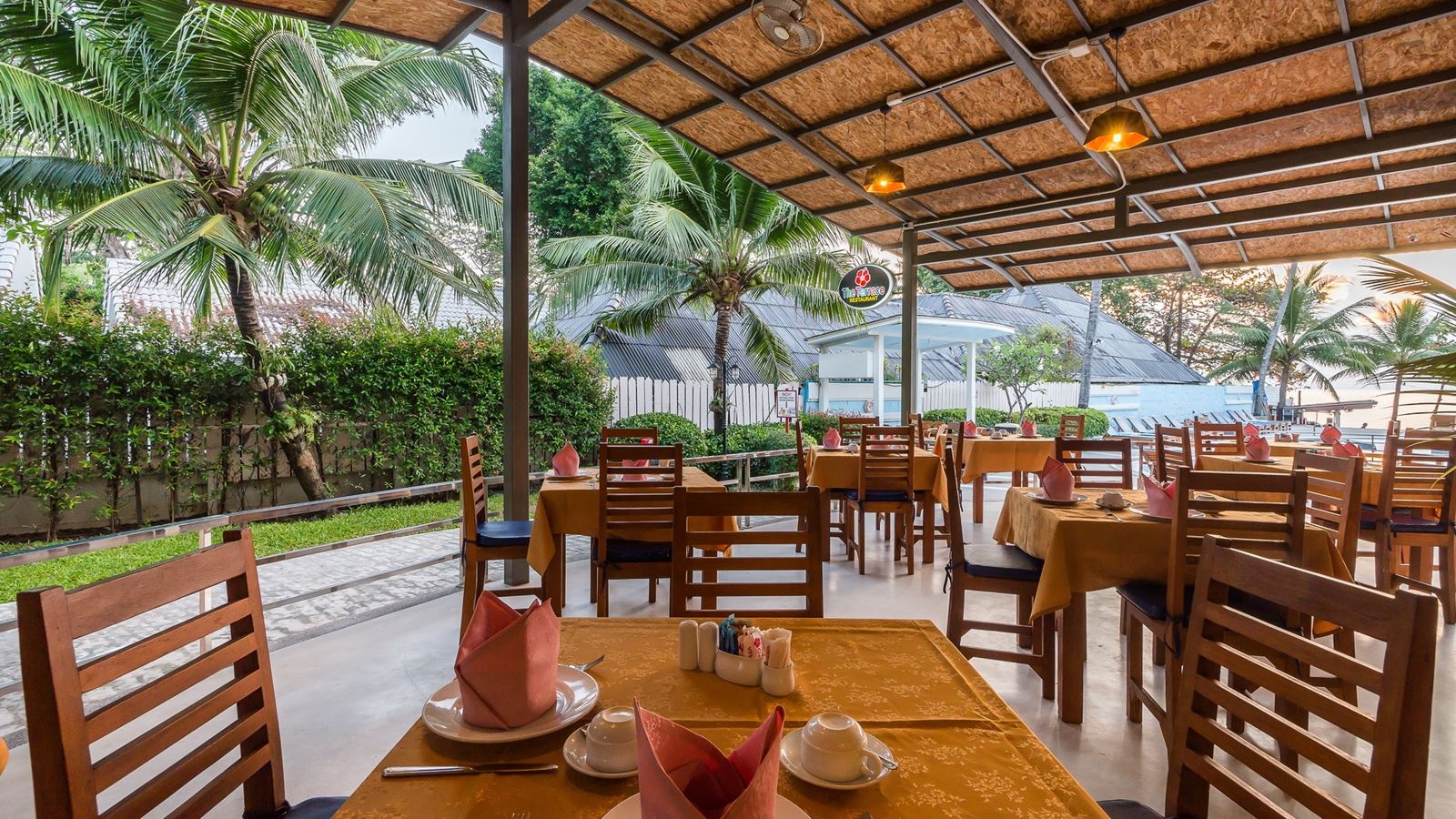 restaurants-the-terrace
