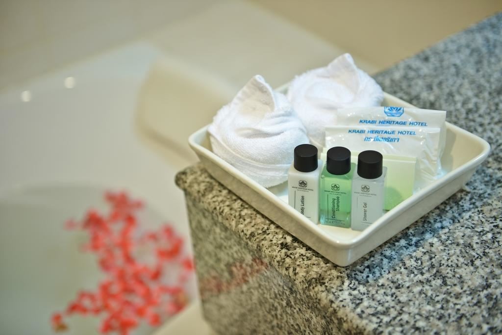 rooms-deluxe-sea-view-room