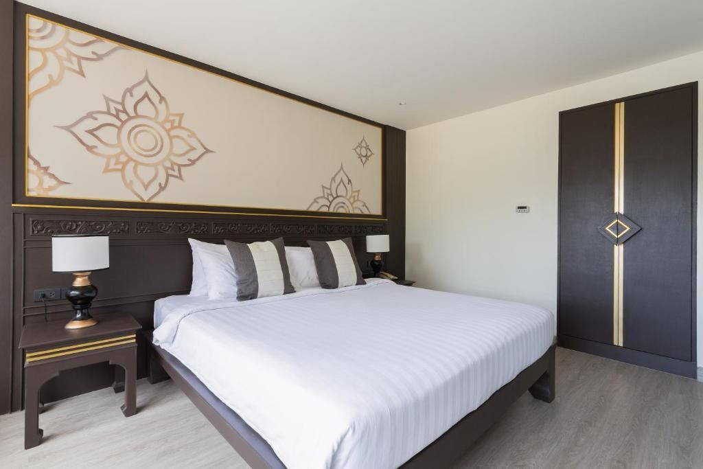 rooms-superior-mountain-view-room