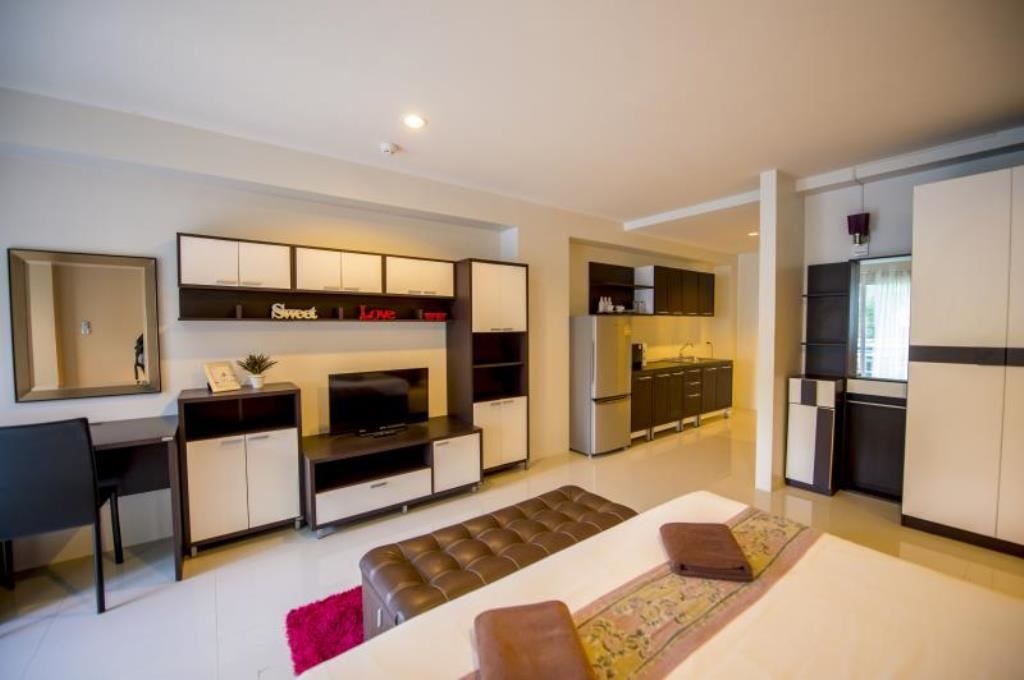 rooms-deluxe-room