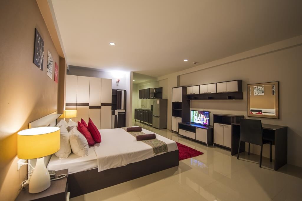 rooms-deluxe-room