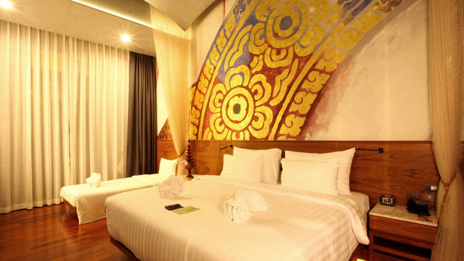 rooms-cabana-suite-pool-access