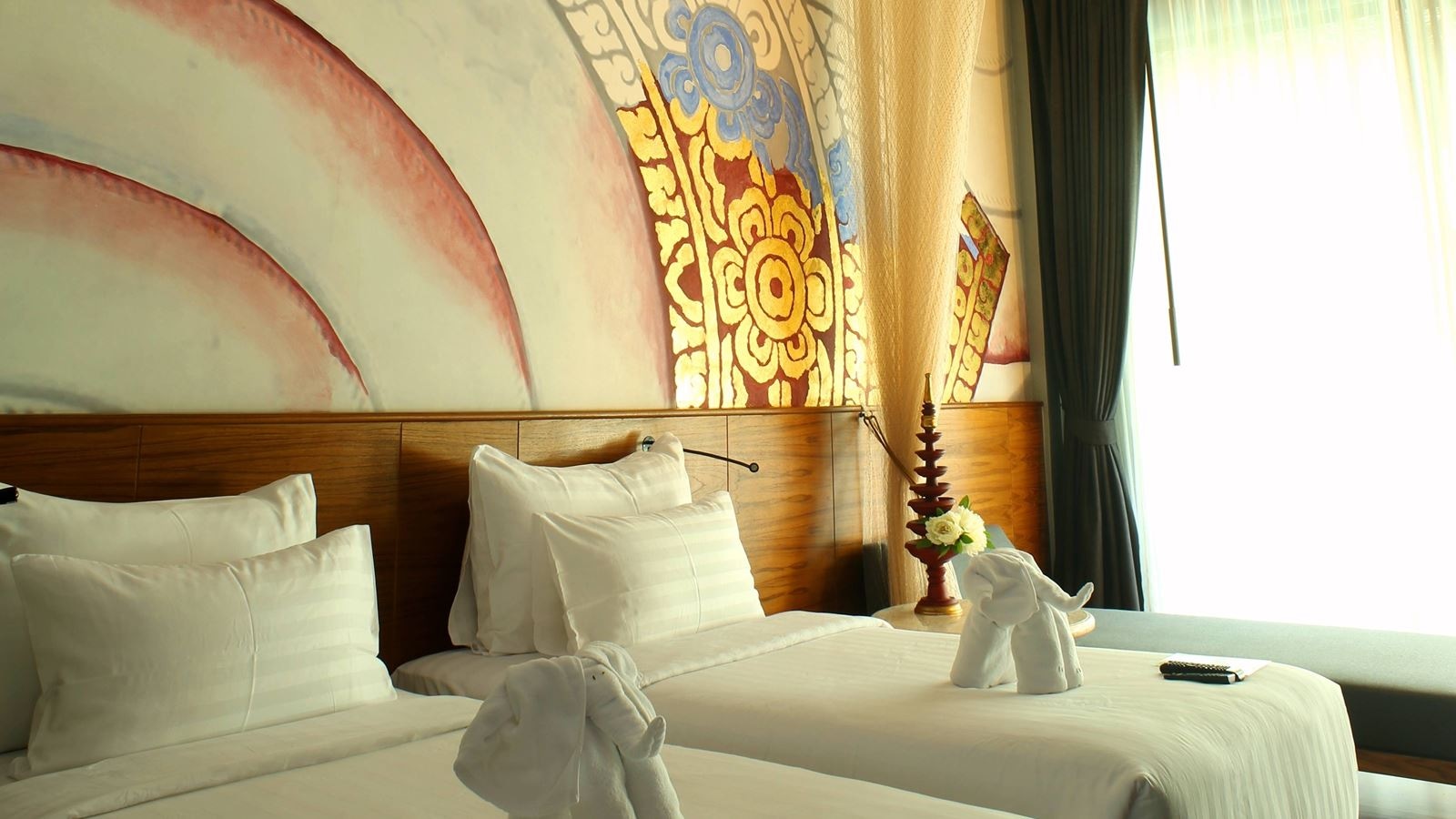 rooms-cabana-suite-pool-access