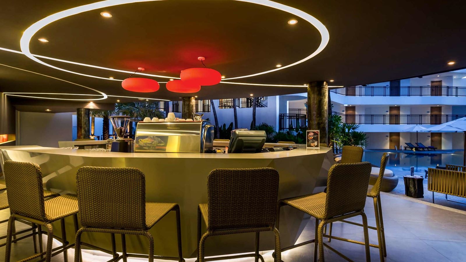 restaurants-champions-bar