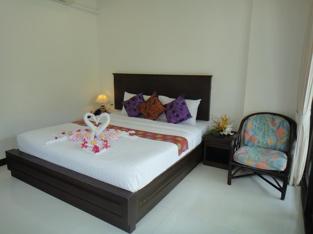 rooms-deluxe-bungalow