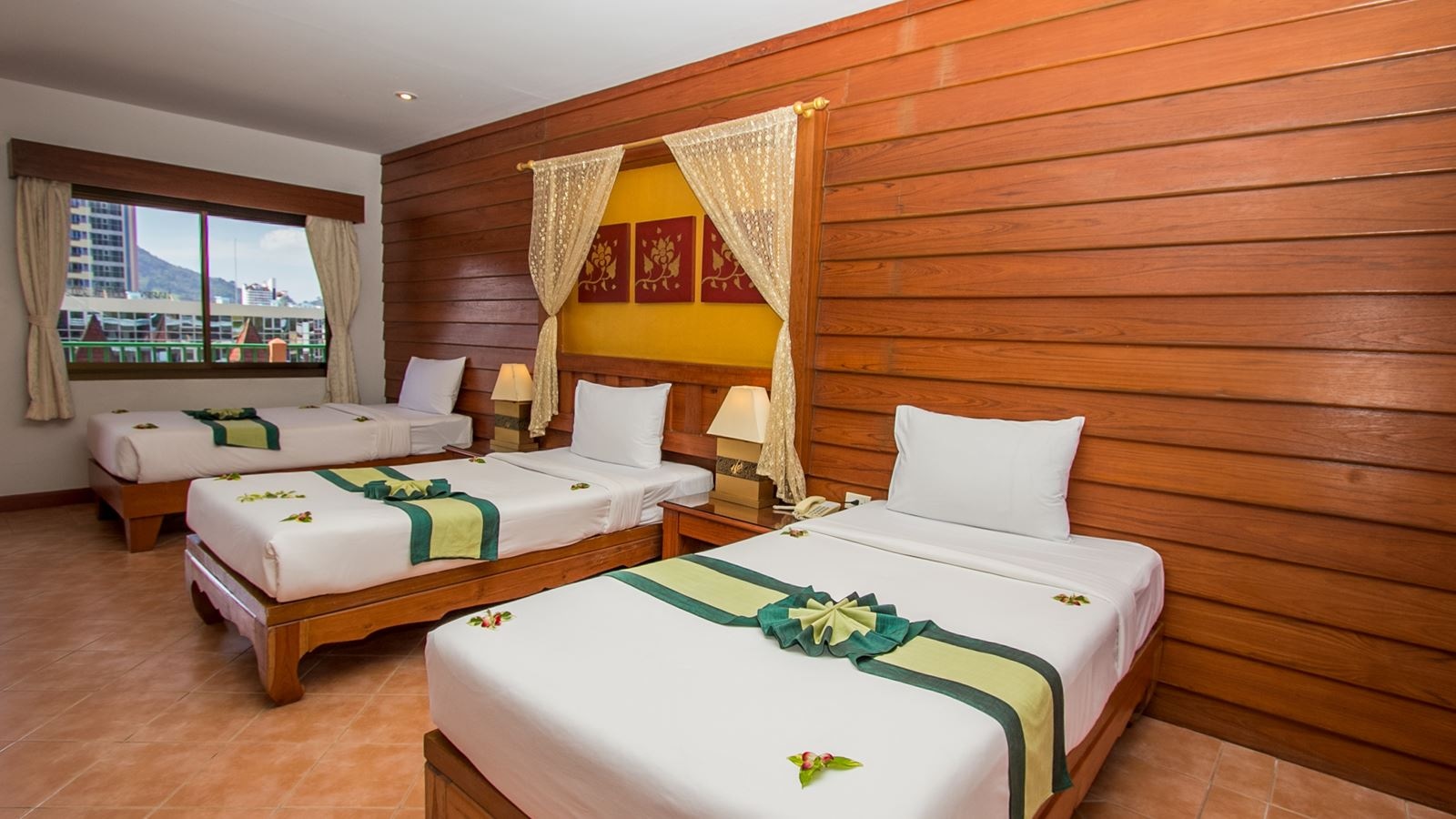 rooms-superior-triple-room