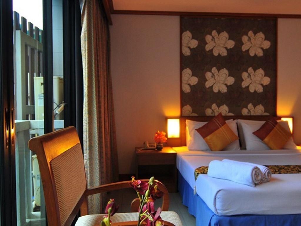 rooms-superior-room