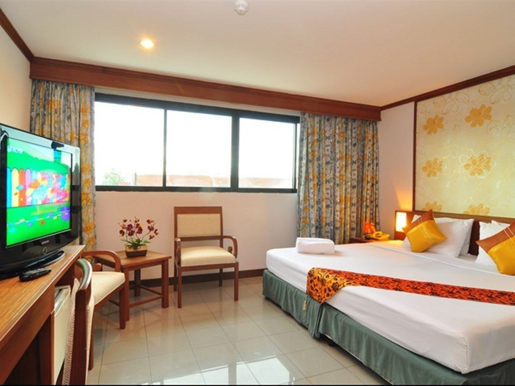 rooms-superior-room