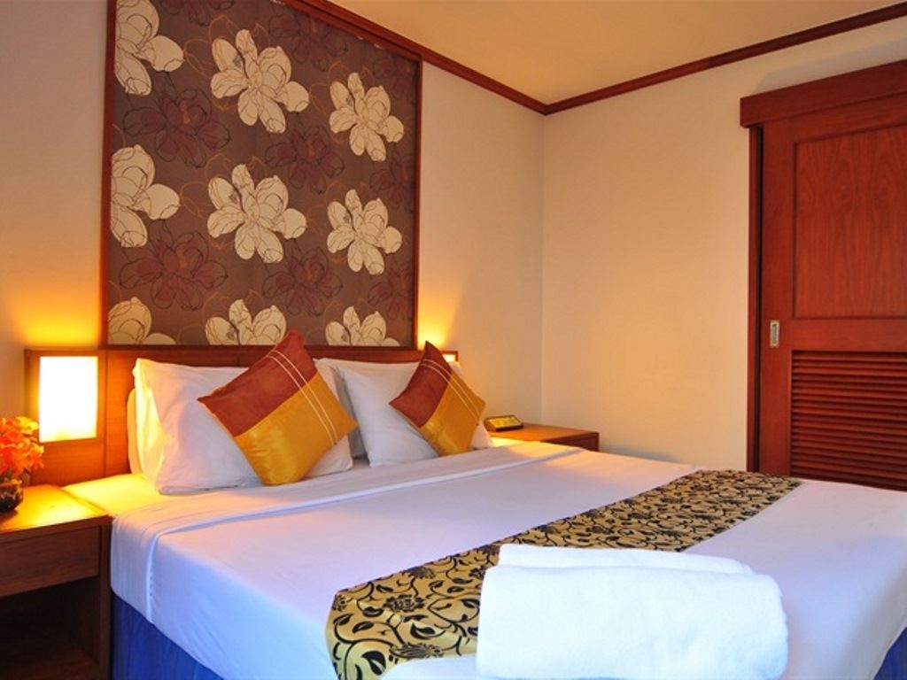 rooms-superior-room
