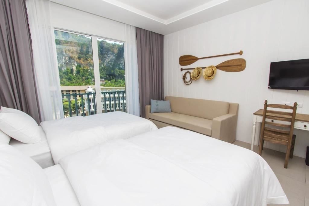 rooms-deluxe-cliff-view