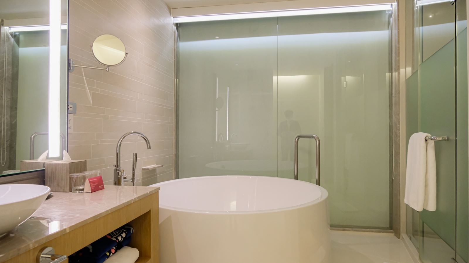 rooms-family-seaview