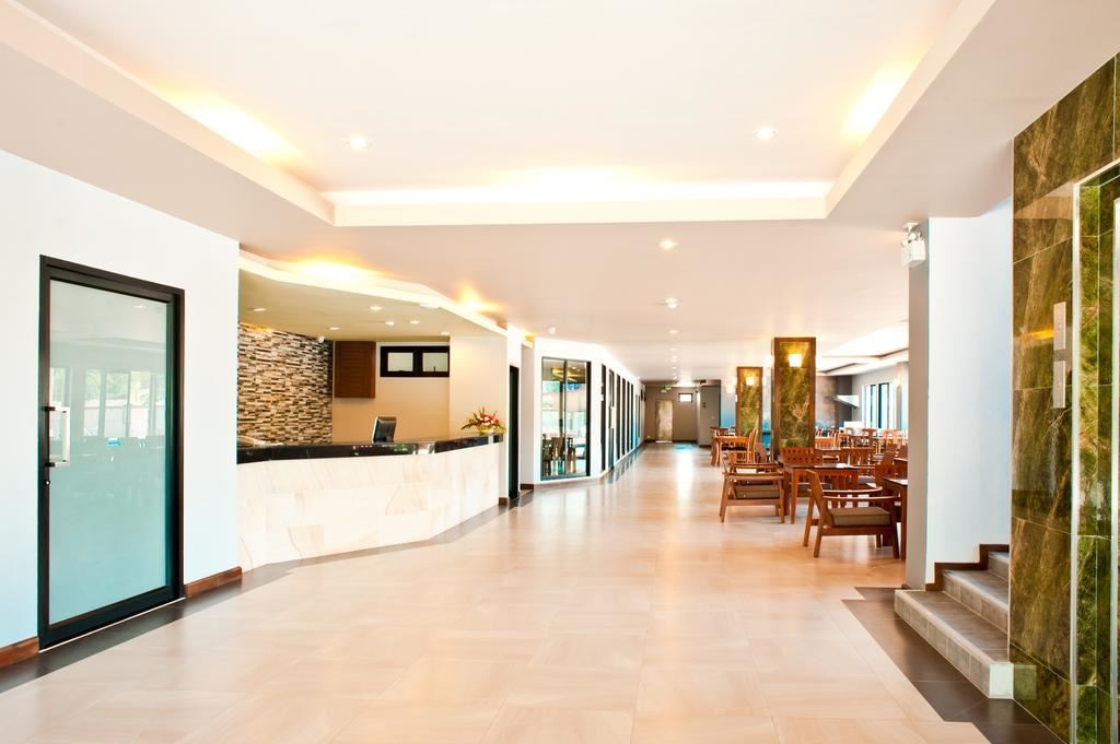 general-main-building