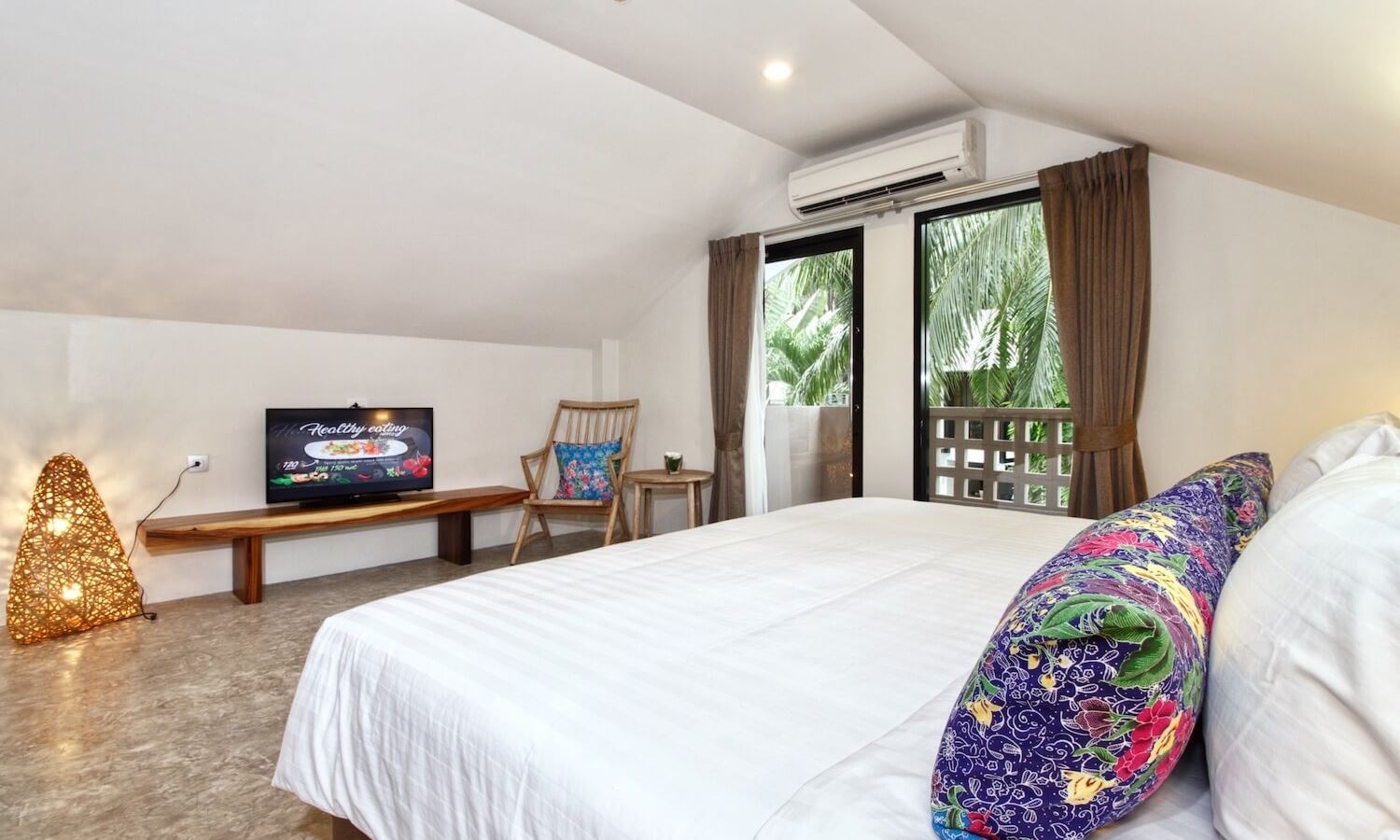 rooms-deplux-room