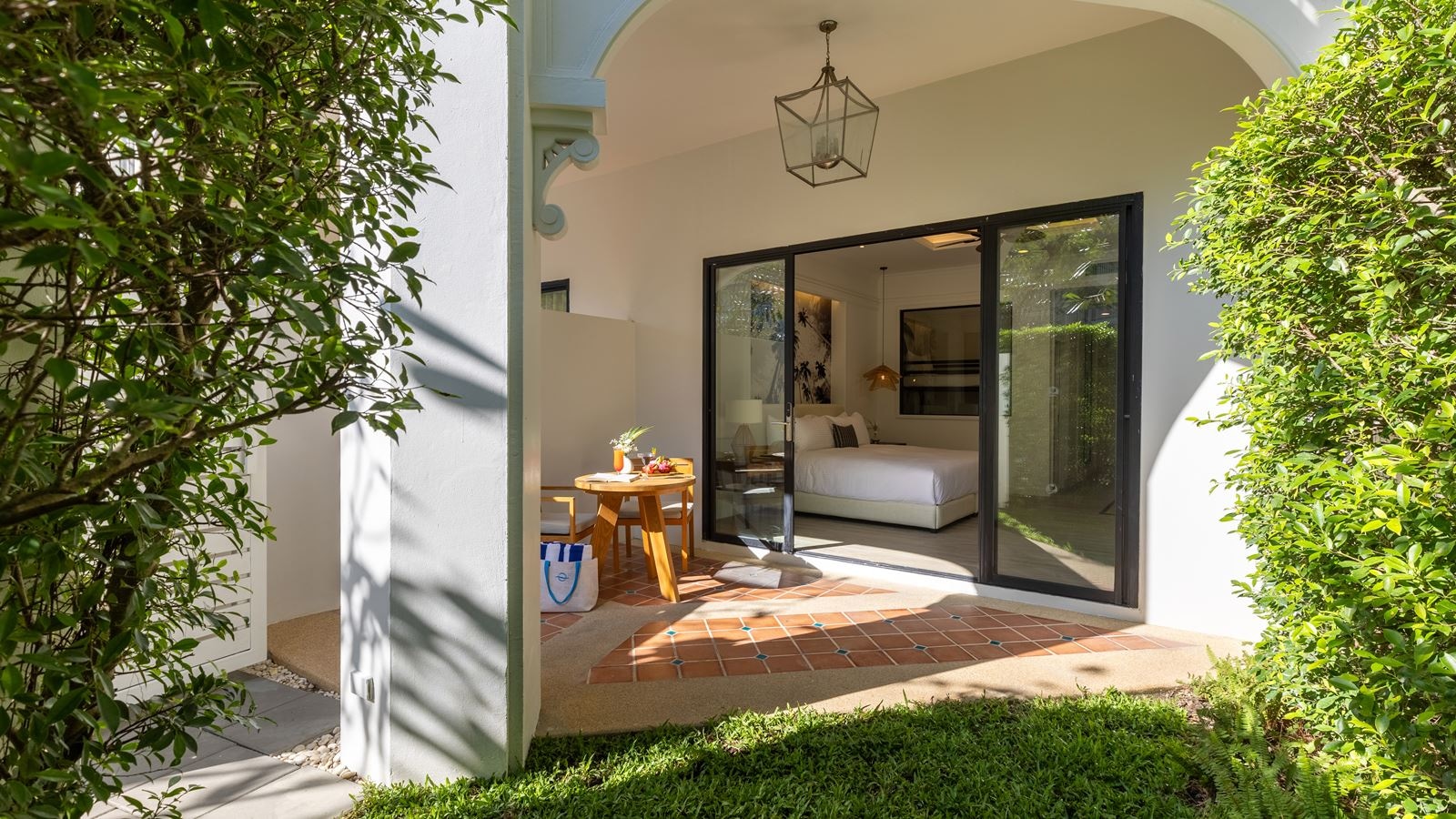 rooms-family-garden-terrace