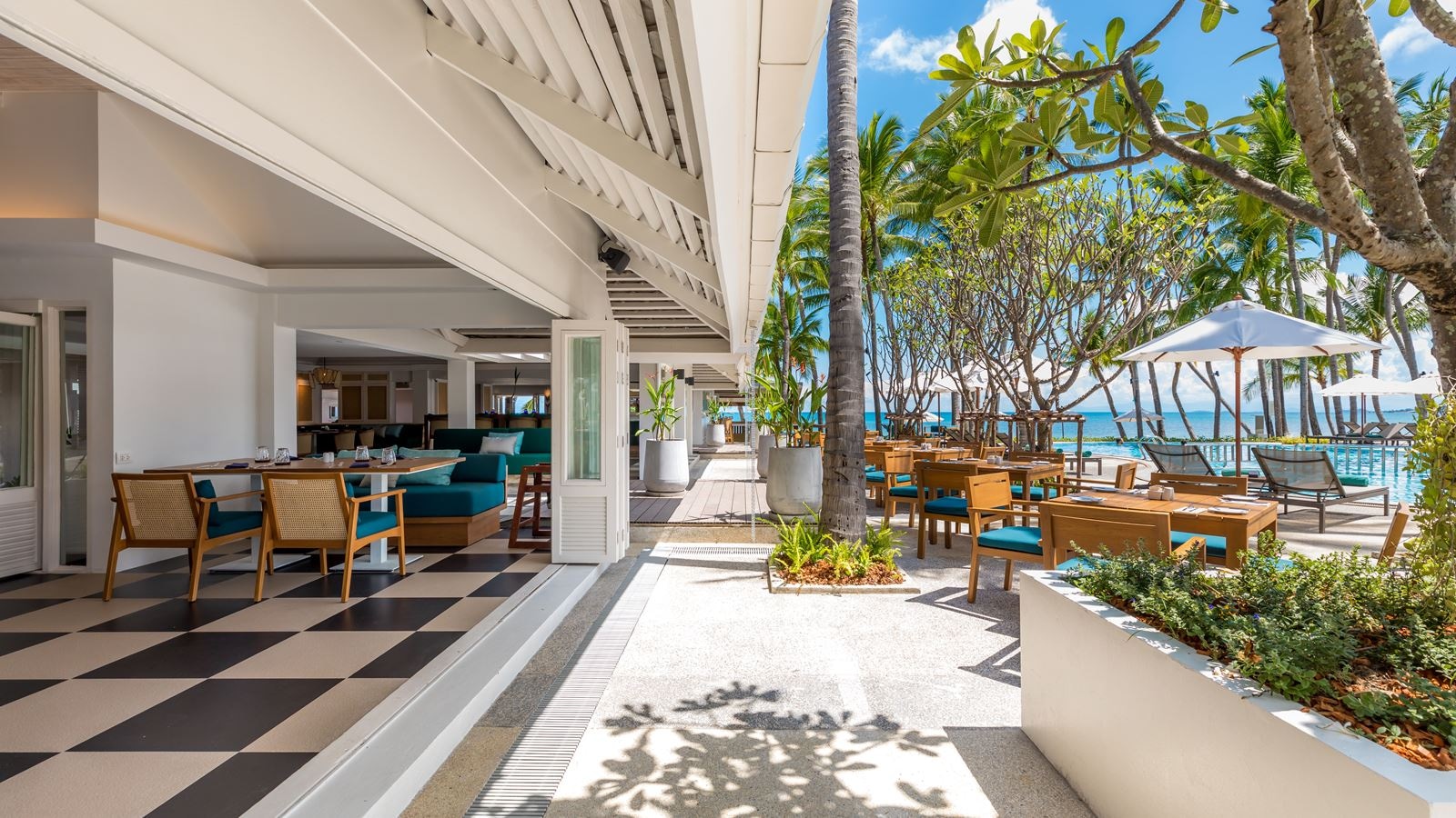 restaurants-edge-water