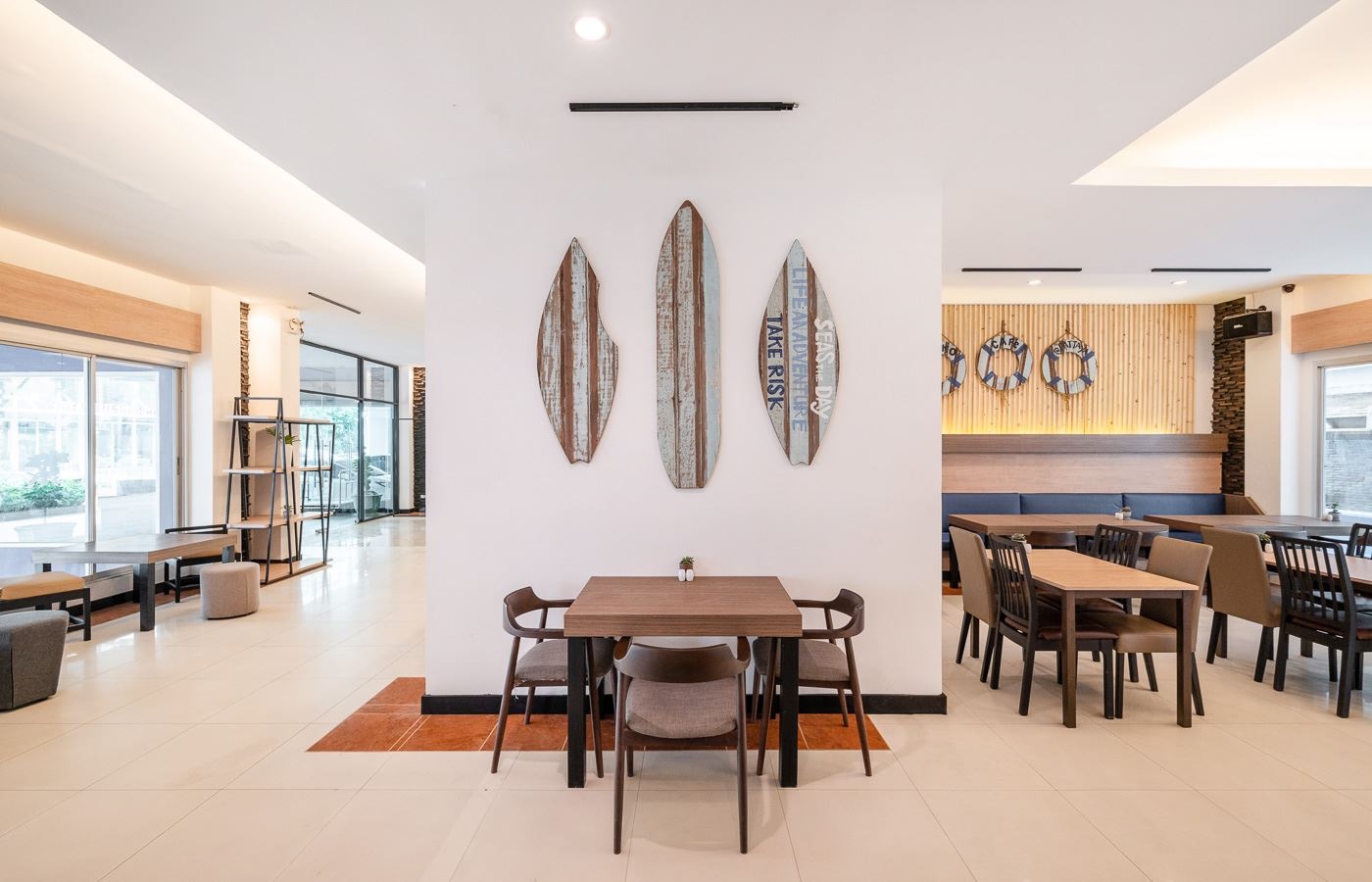 restaurants-kokocafepattaya-south-beach