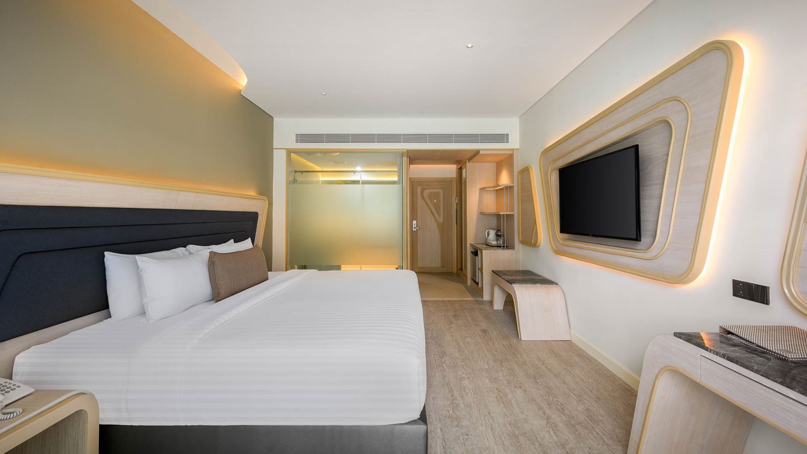 rooms-amora-superior-pool-side