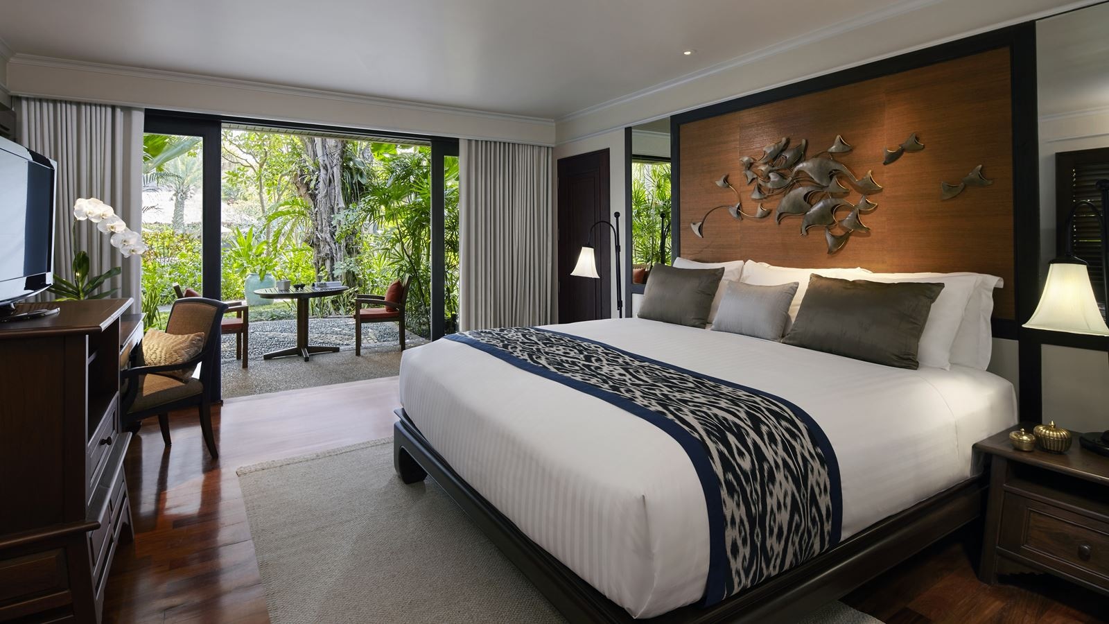 rooms-premium-garden-view