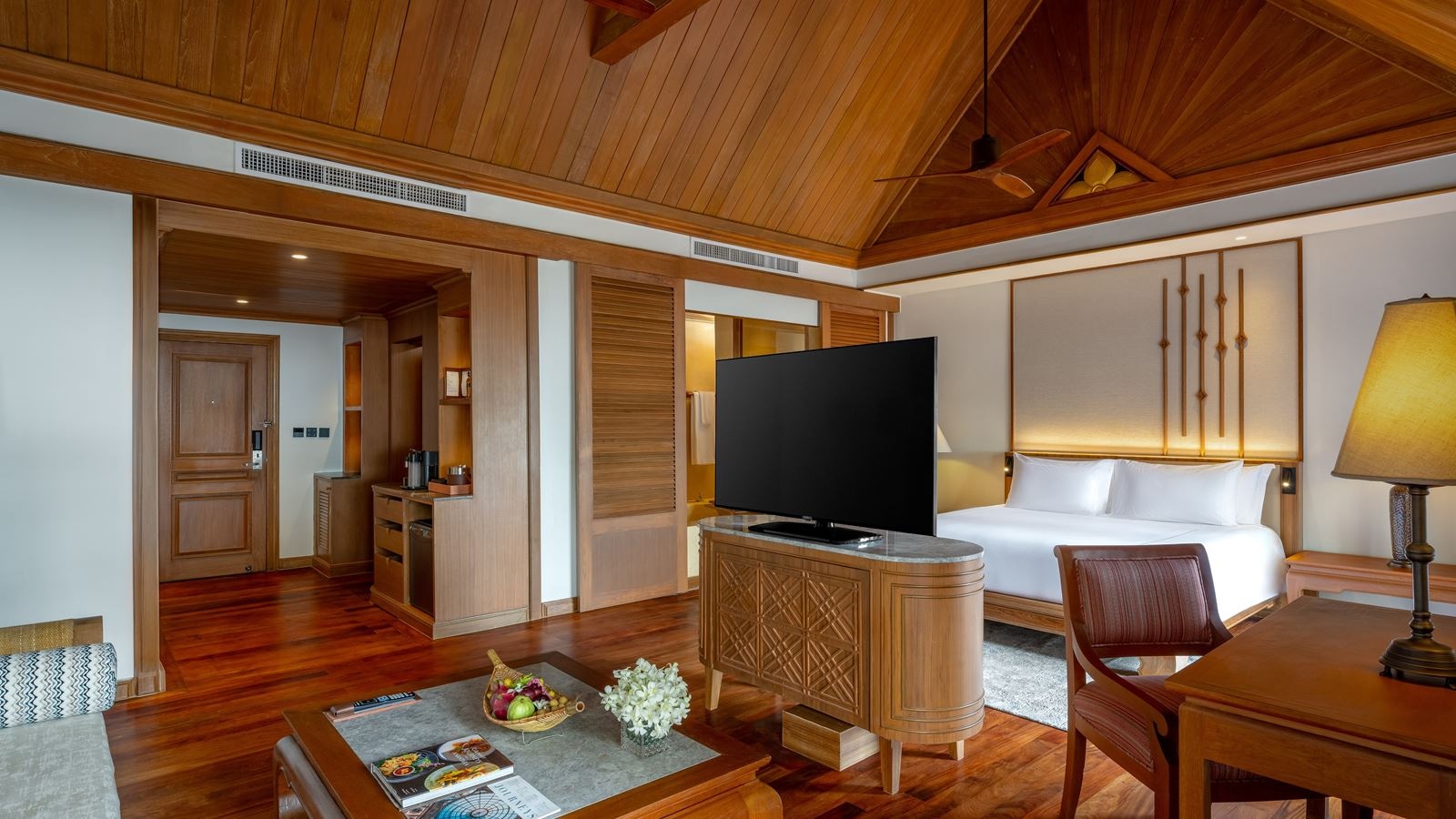 rooms-club-anantara-garden-view-suite