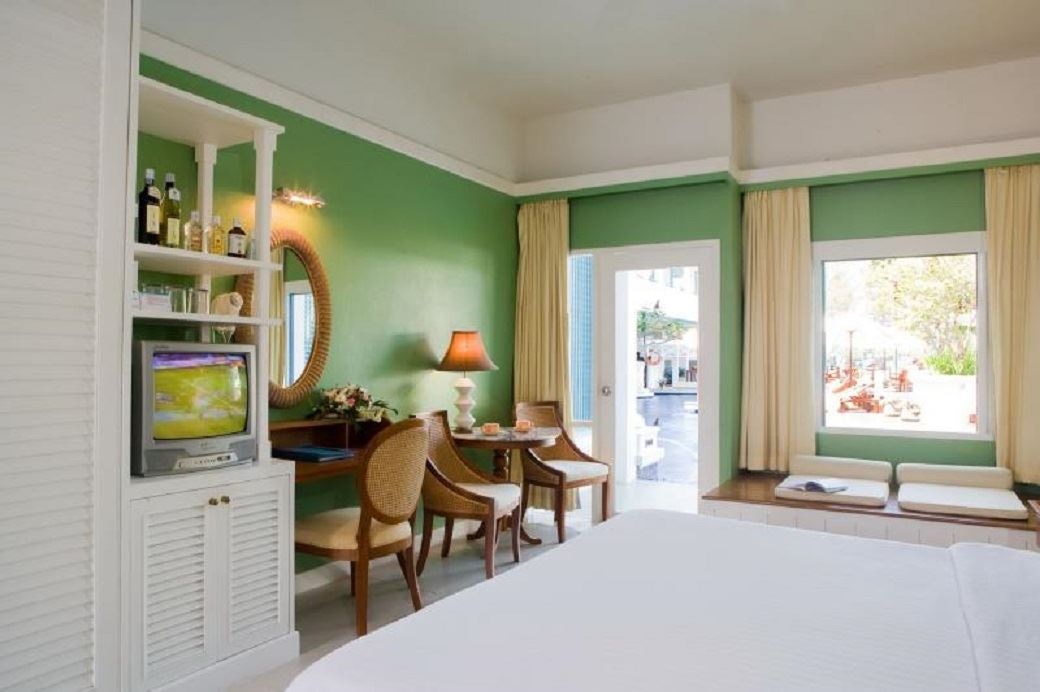 rooms-superior-pool-access