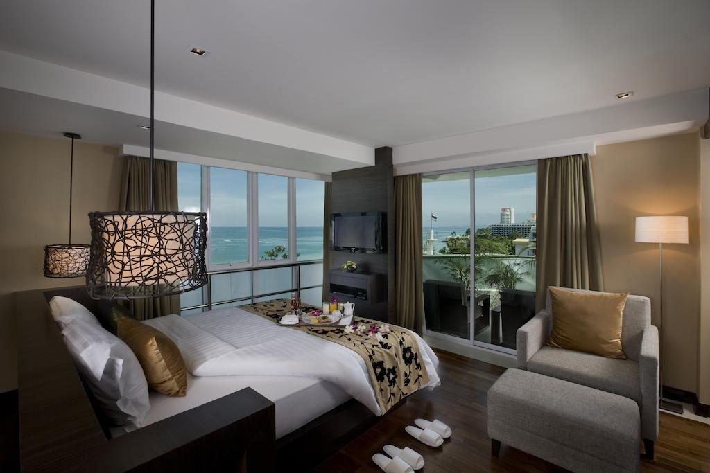 rooms-ocean-view-deluxe-room