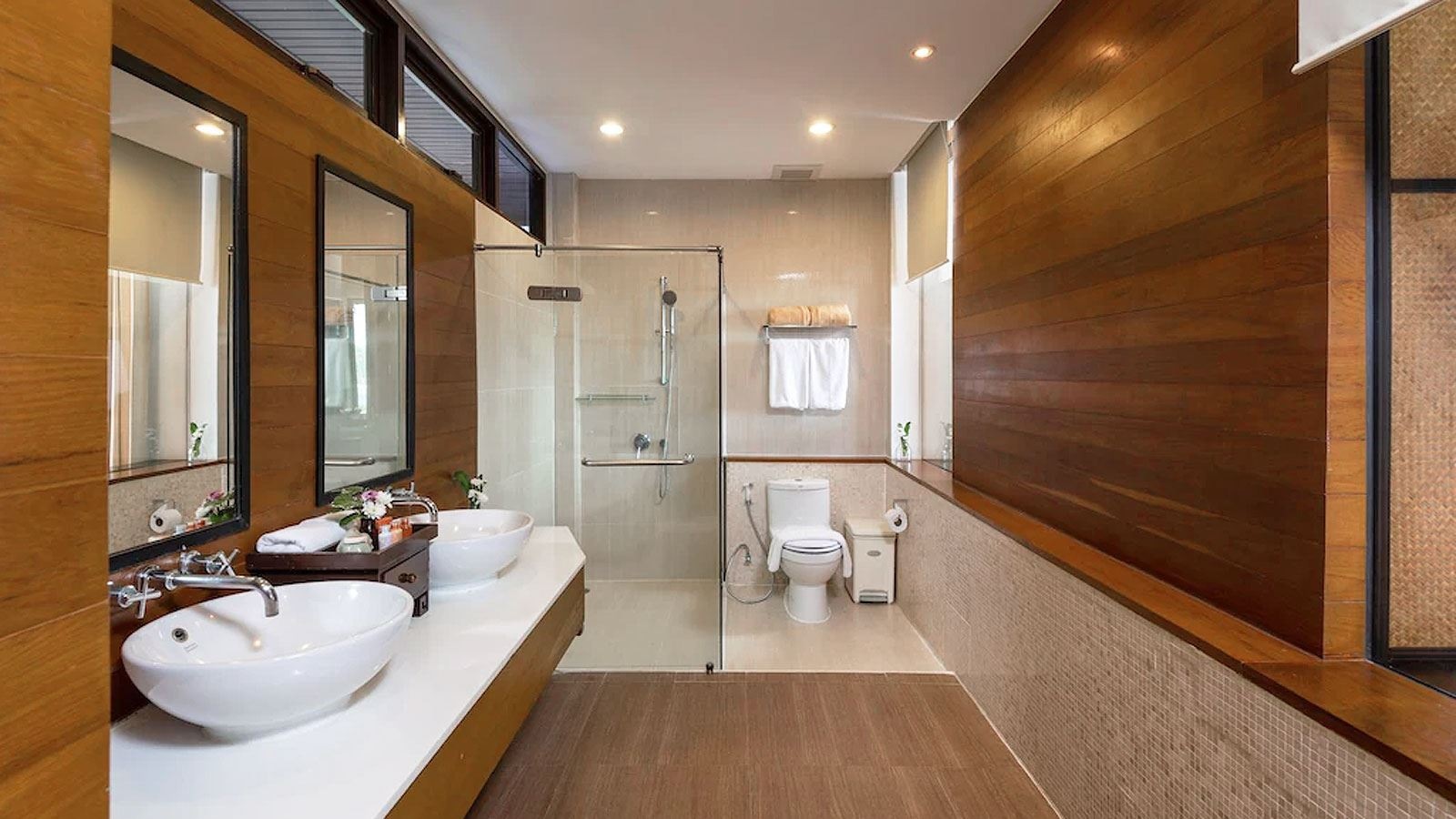 rooms-deluxe-pavilion-seaview