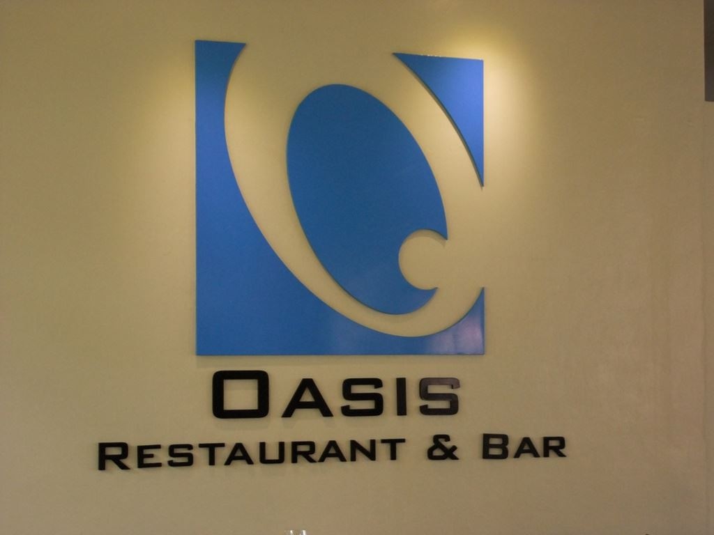 restaurants-oasis-restaurant