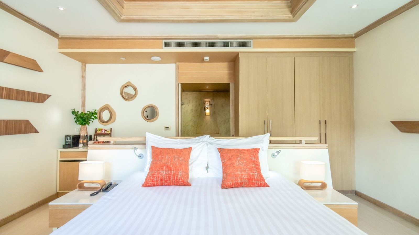 rooms-garden-pool-villa