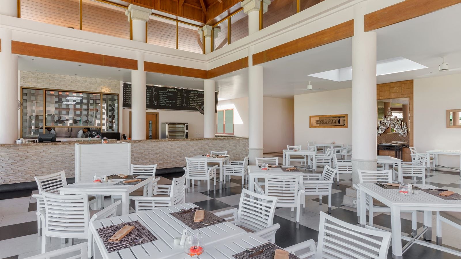 restaurants-banyan-cafe