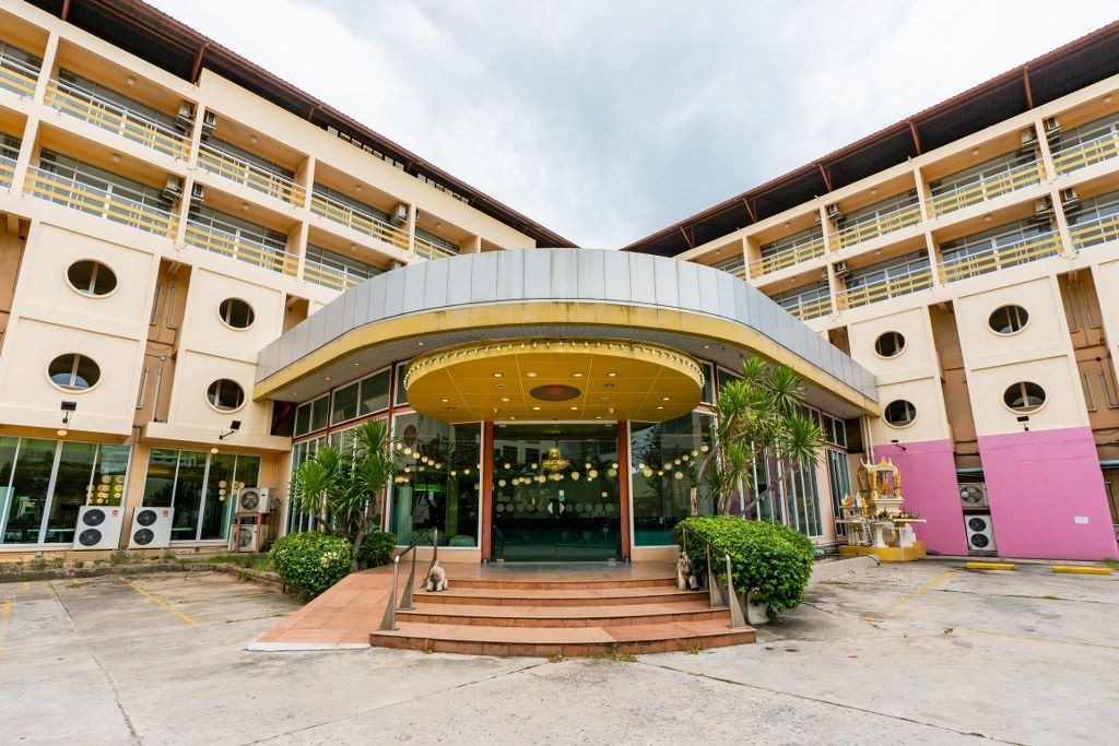 general-main-building