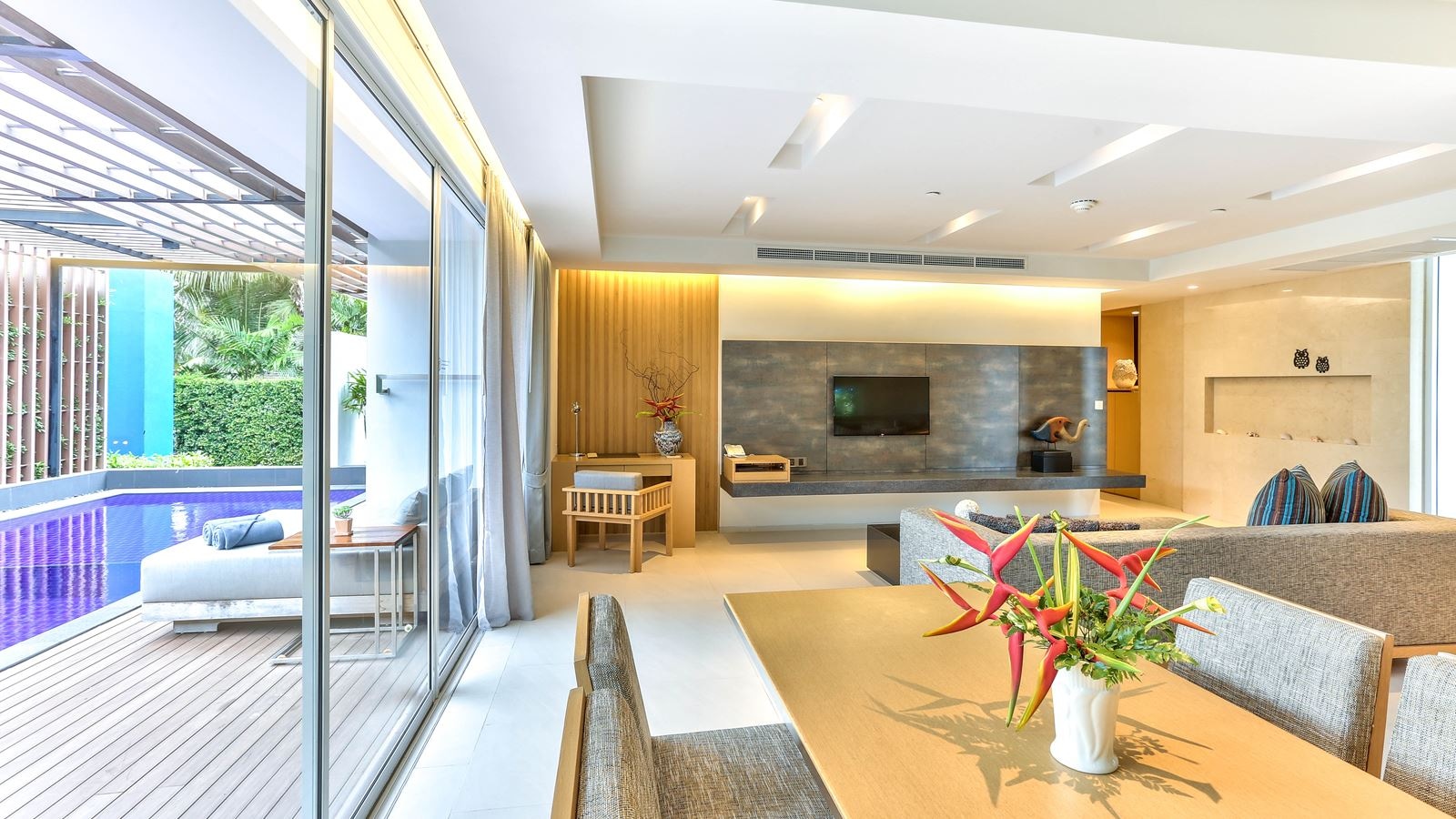 rooms-two-bedroom-tropical-suite-private-pool