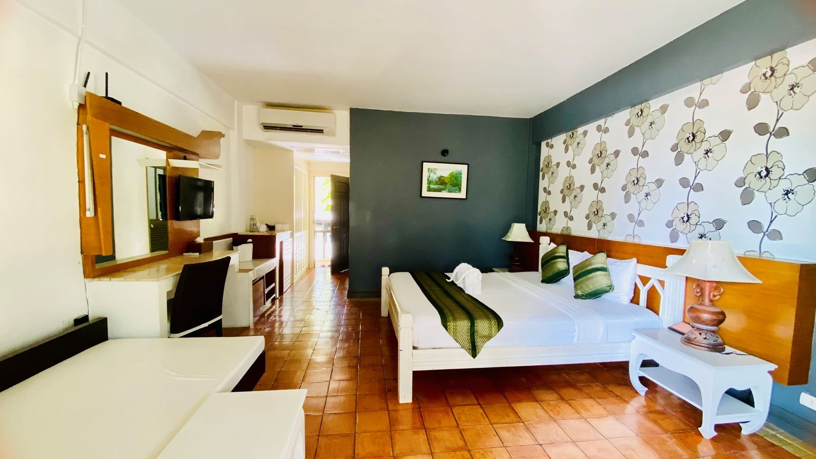 rooms-superior-garden-view