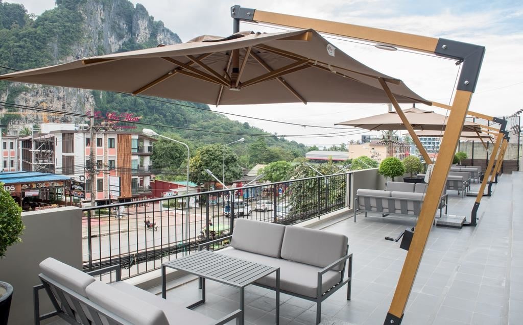 restaurants-rocky-cafe