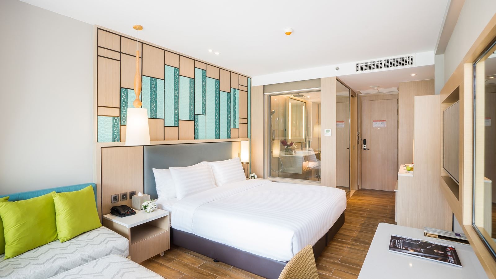 rooms-deluxe-garden-access