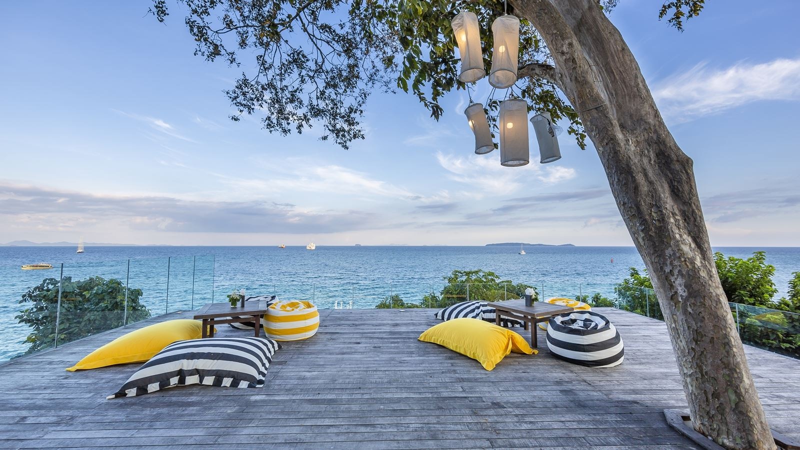 restaurants-top-of-the-reef