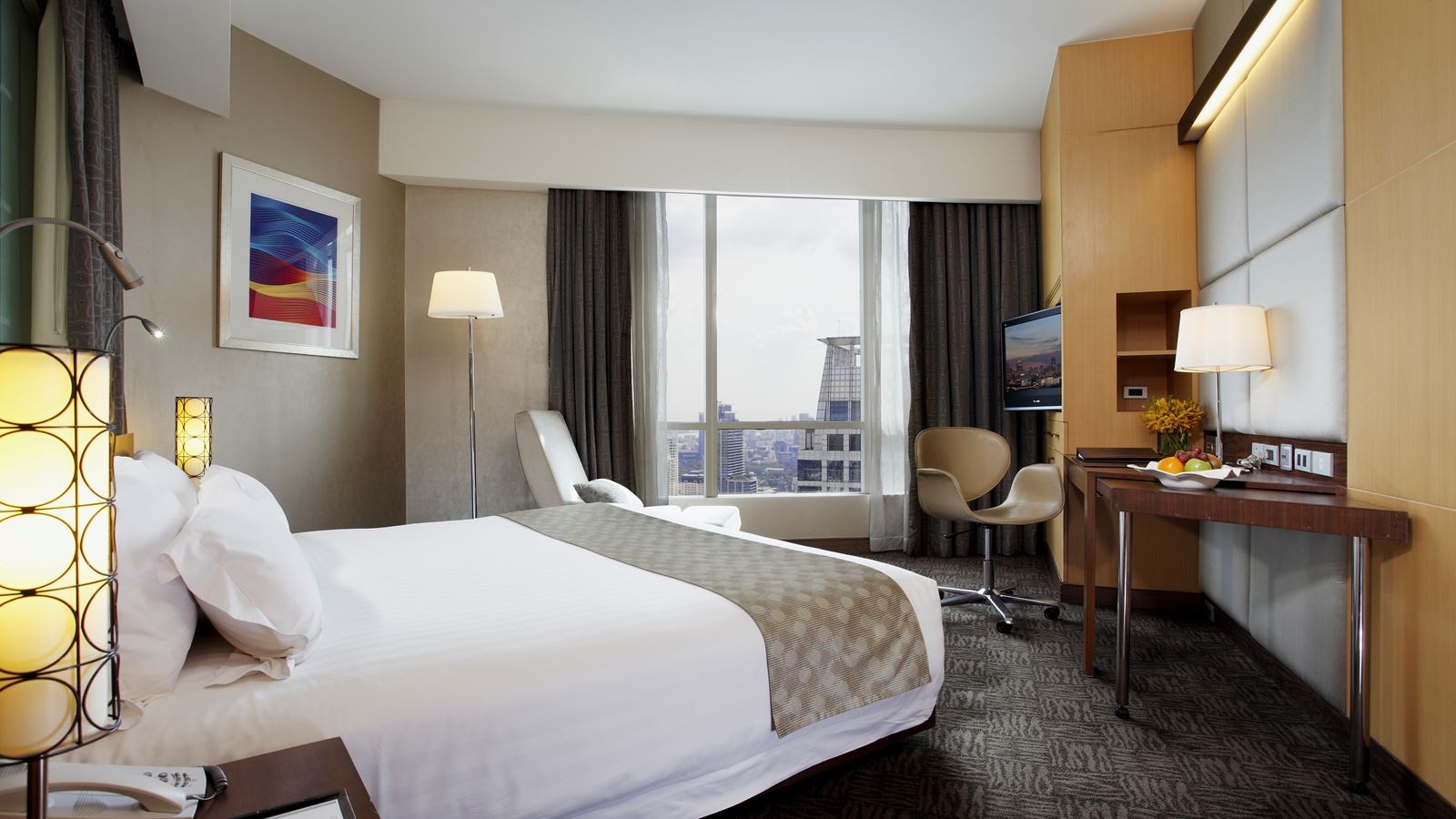 rooms-world-executive-suite