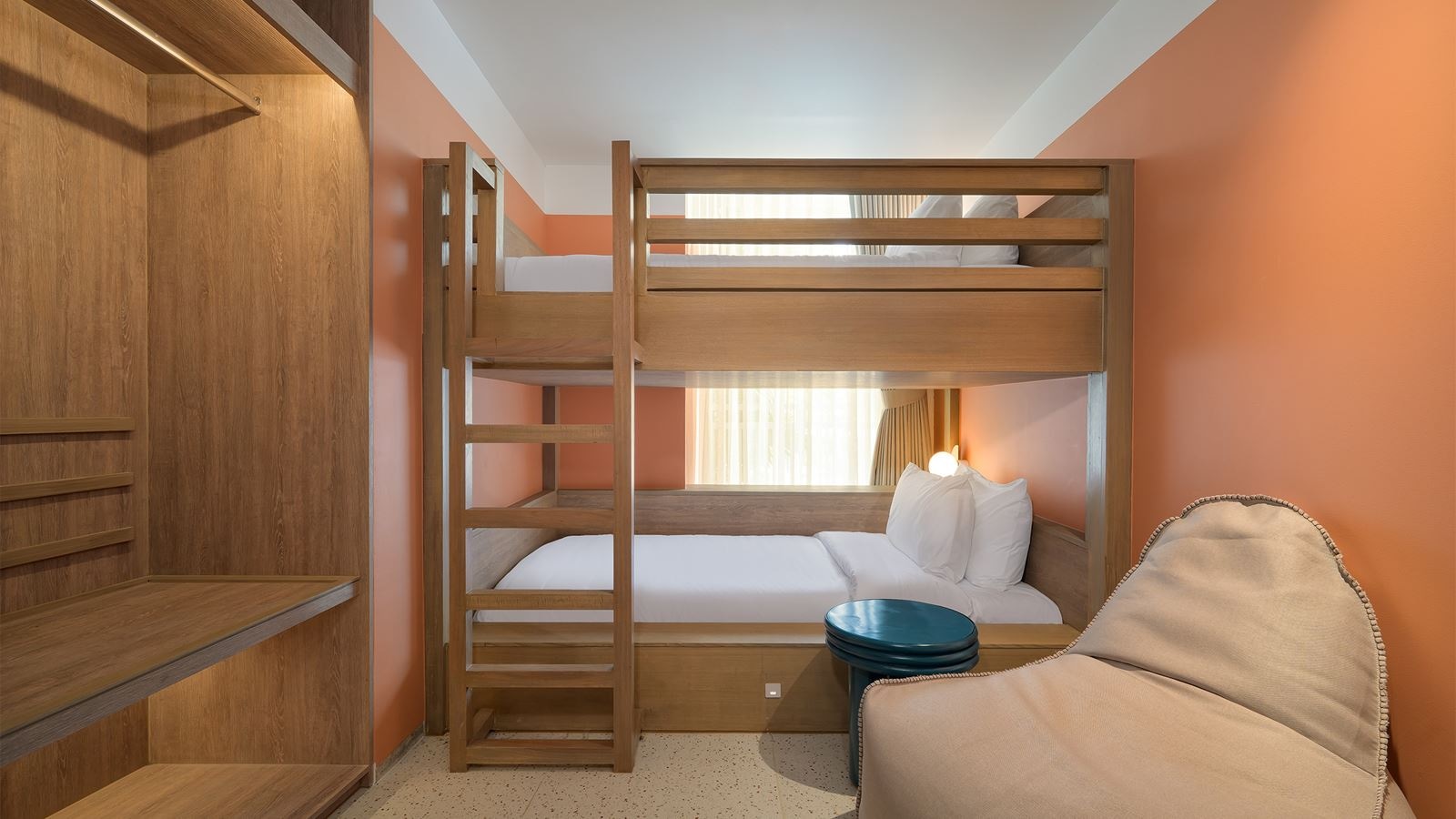 rooms-deluxe-family-suite