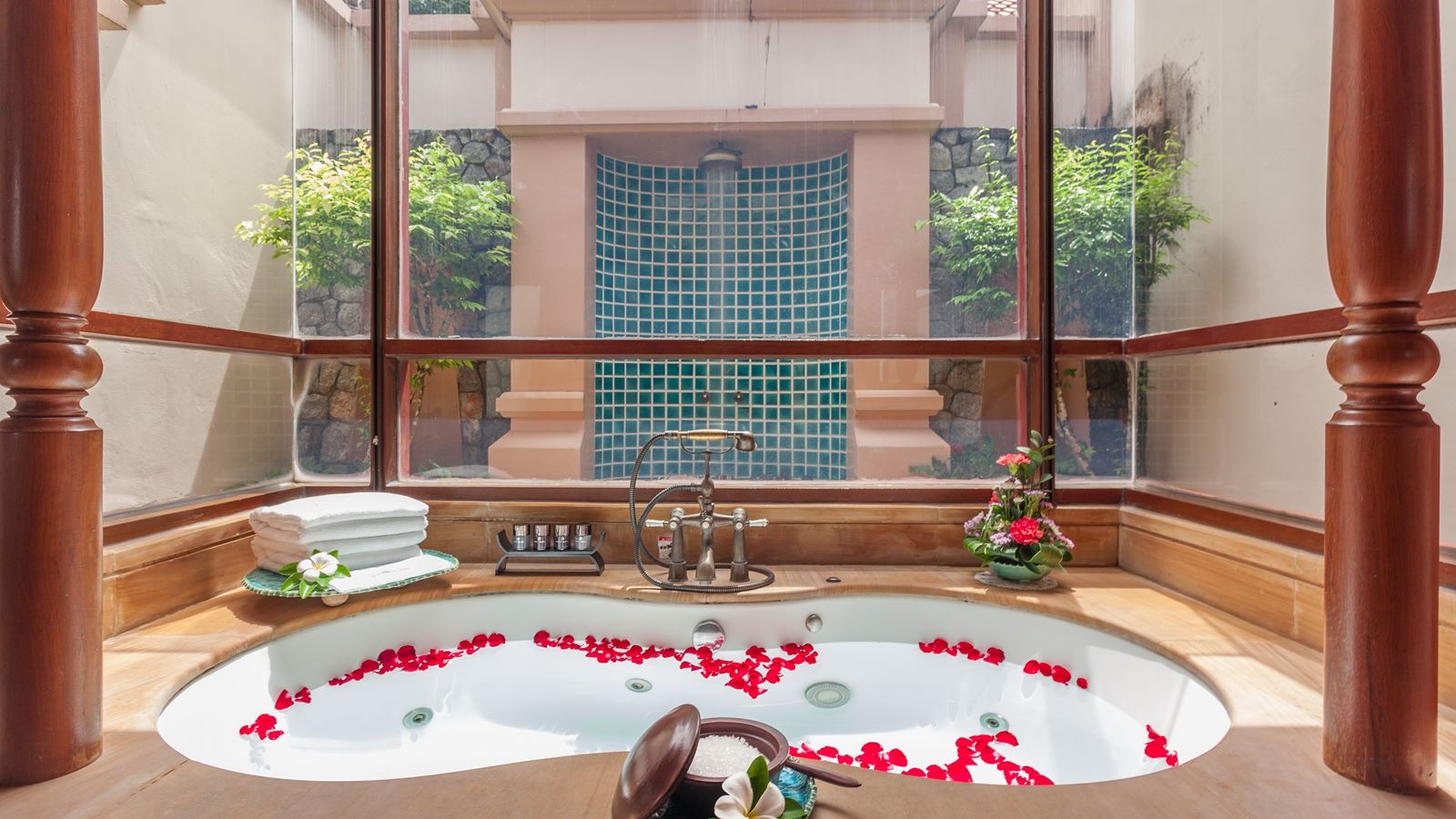 rooms-one-bed-room-villa