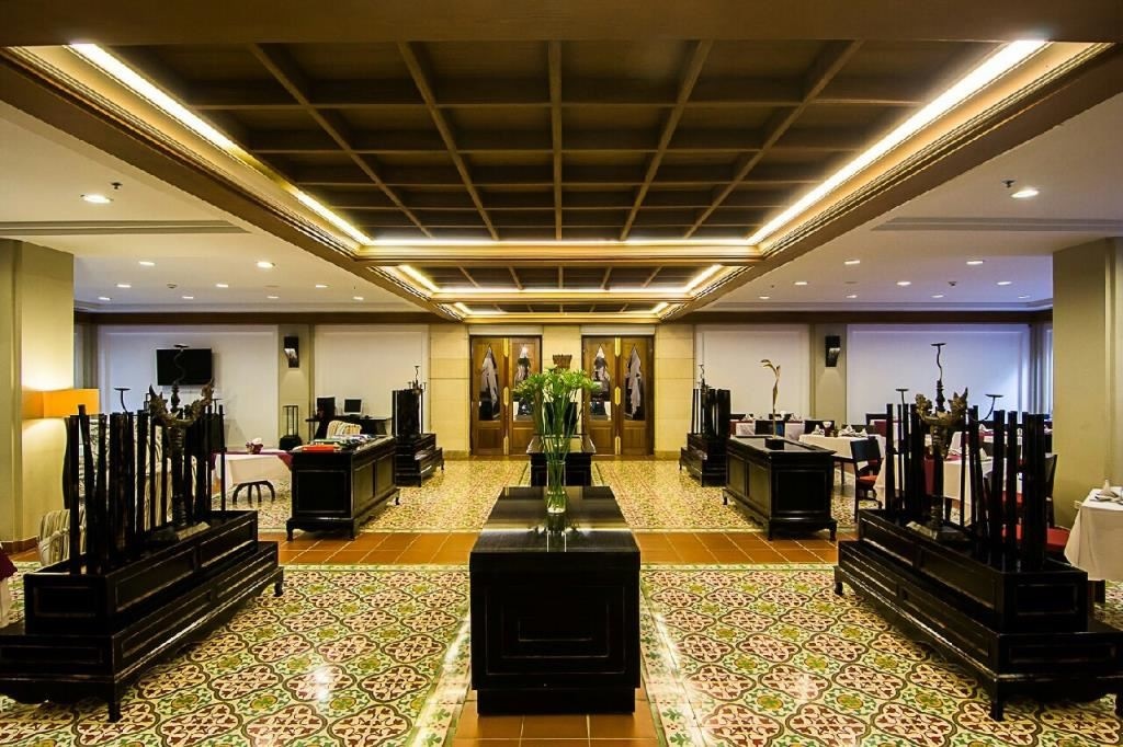 restaurants-coffeeshop-and-restaurant