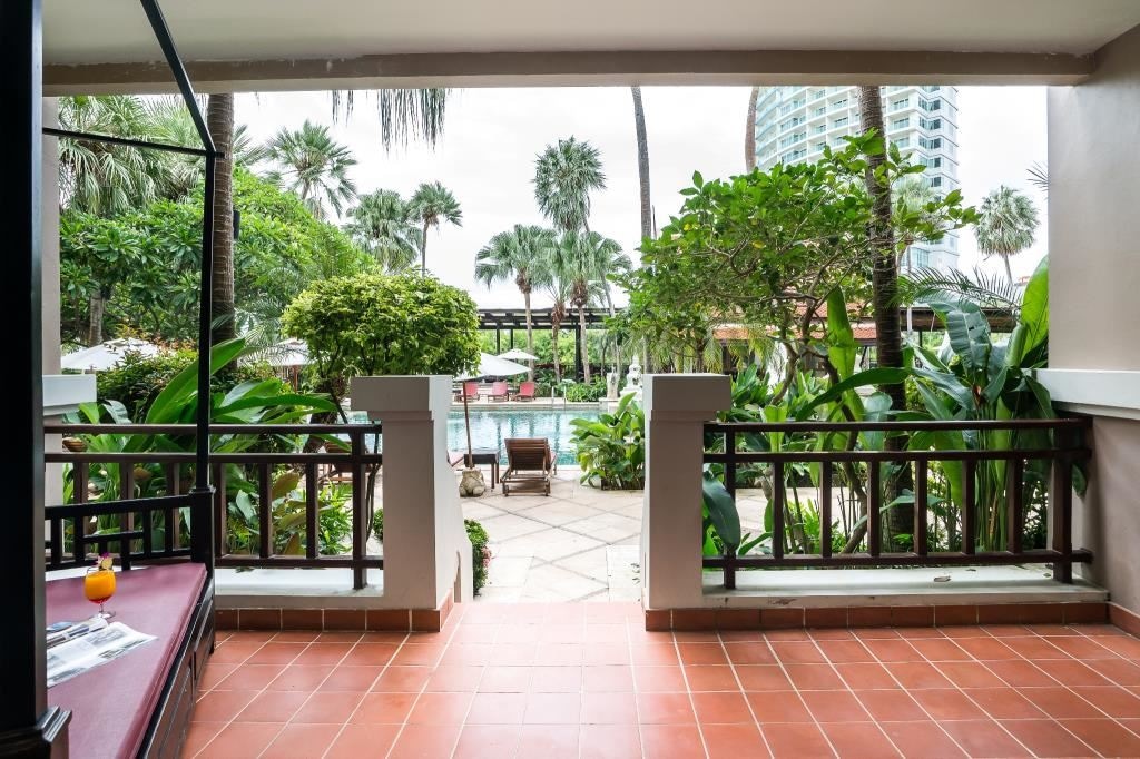 rooms-dorshada-ocean-pool-family