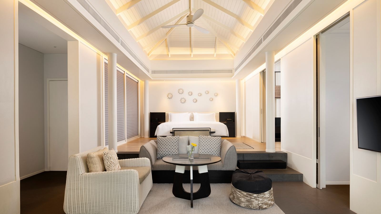 rooms-sea-view-pool-villa