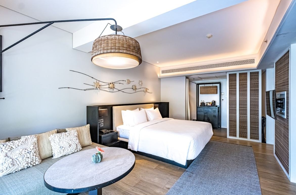 rooms-seaview-pool-access