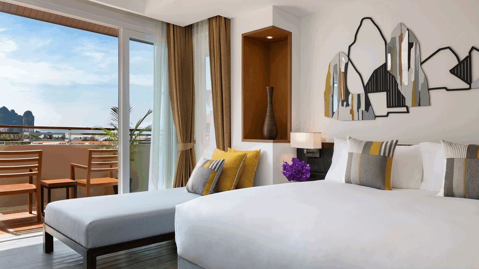 rooms-avani-superior-room
