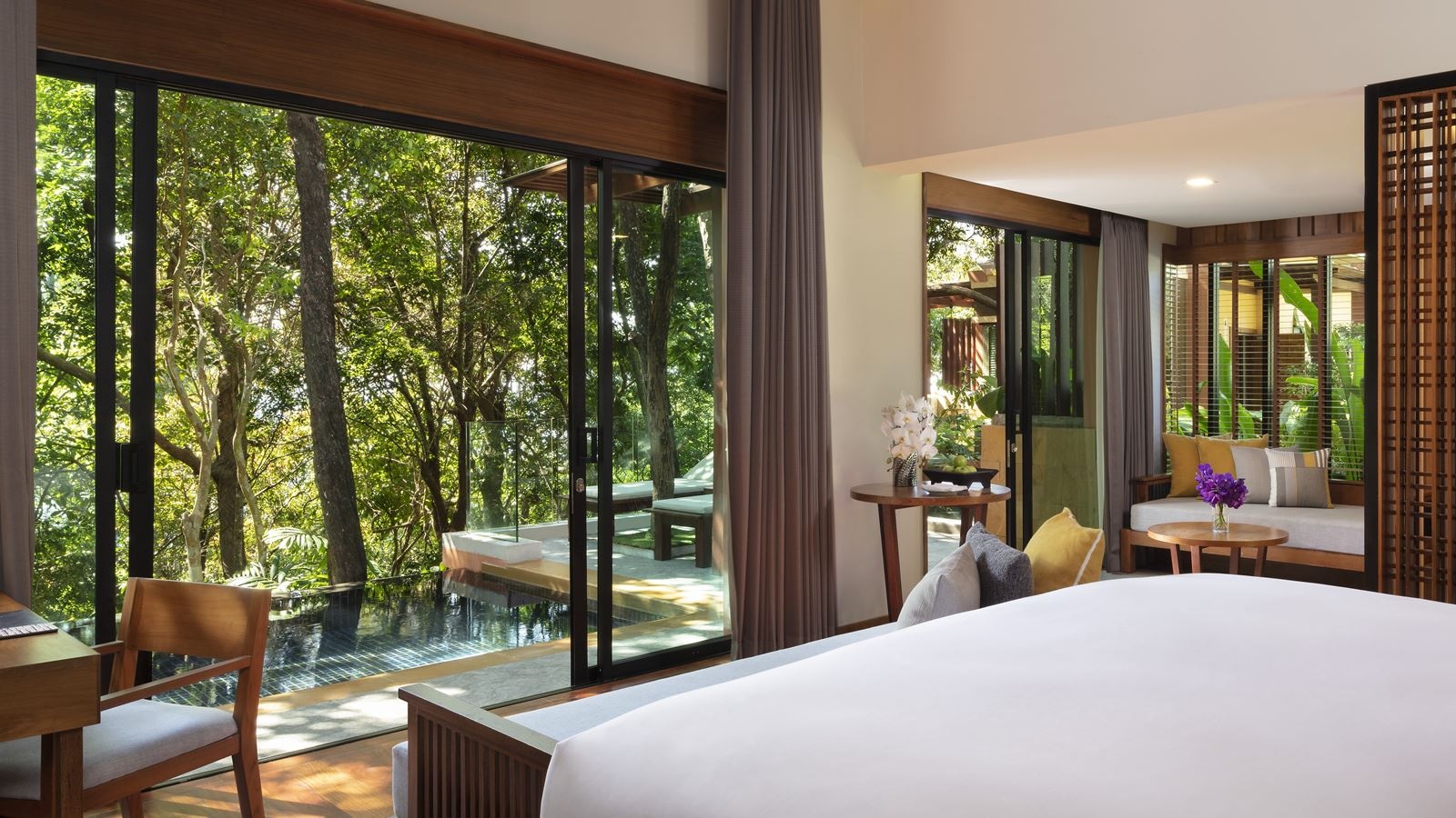 rooms-avani-pool-villa-room