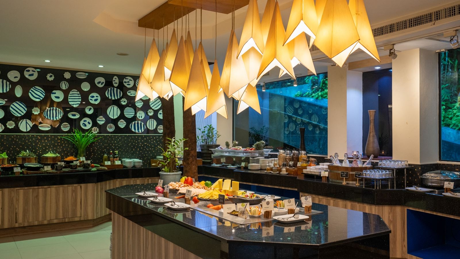 restaurants-the-cliff-restaurant