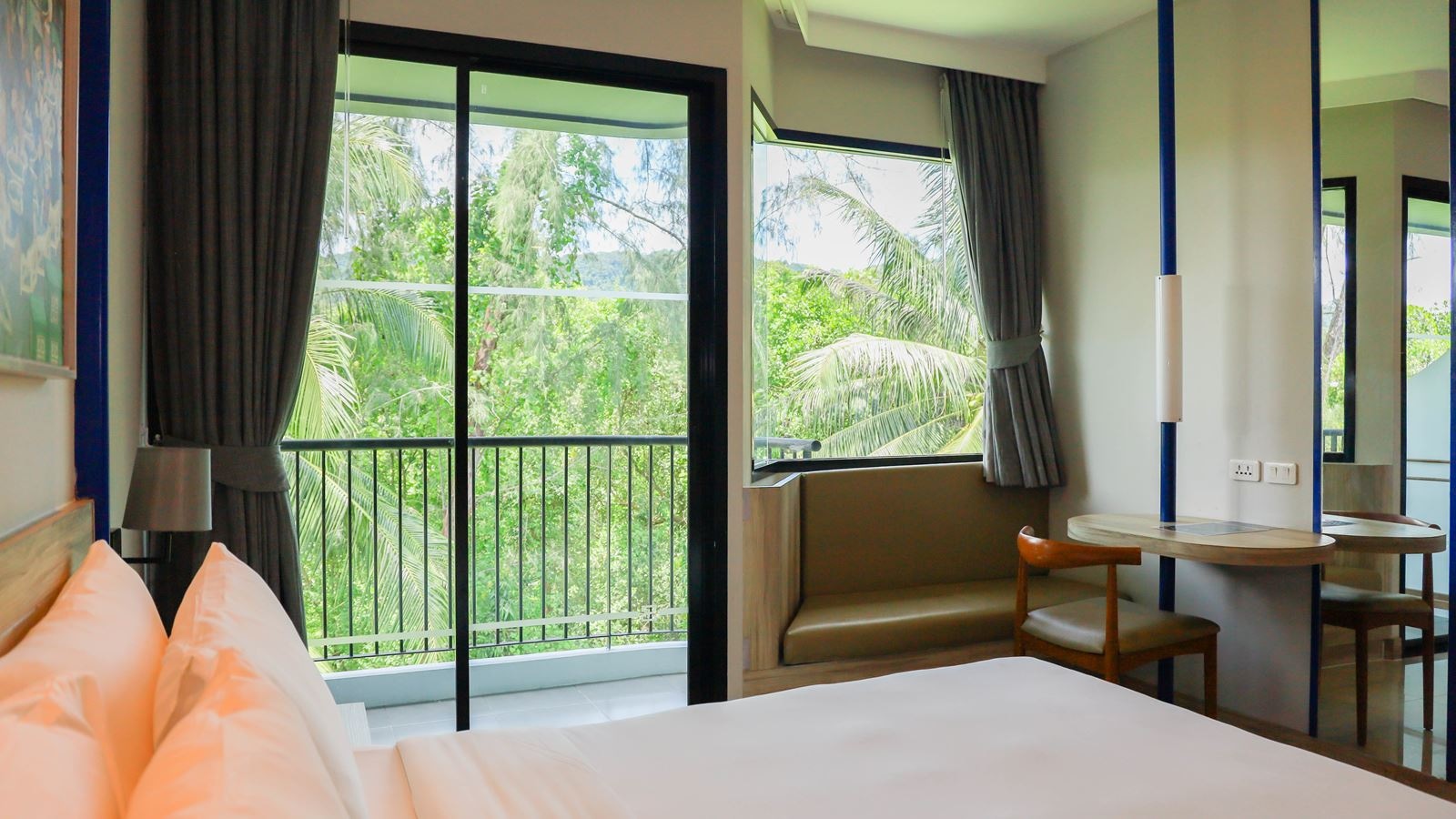 rooms-superior-garden-view-child-sharing-bed