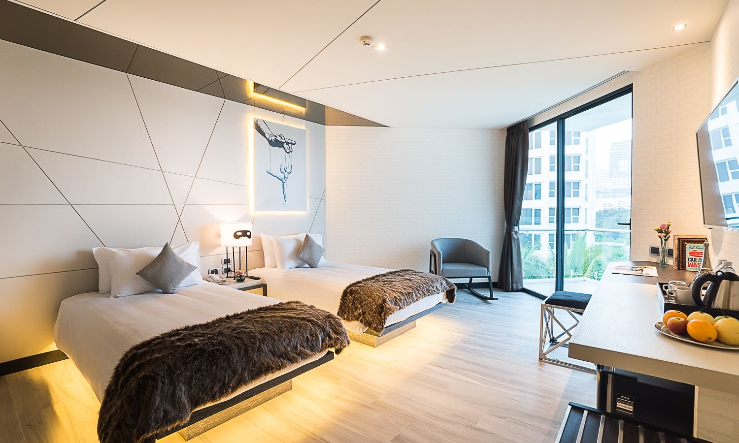 rooms-deluxe-room-sea-view