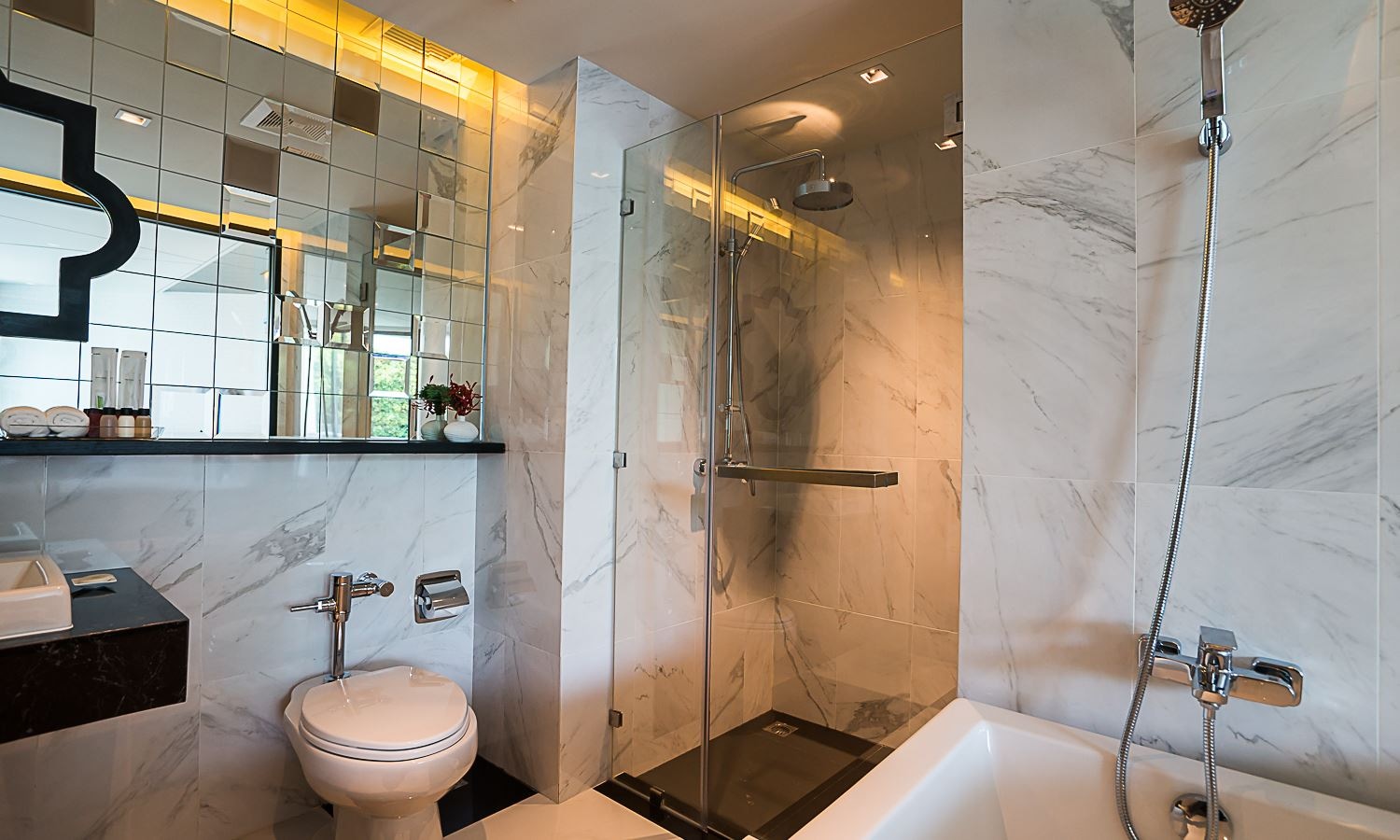 rooms-deluxe-room-sea-view