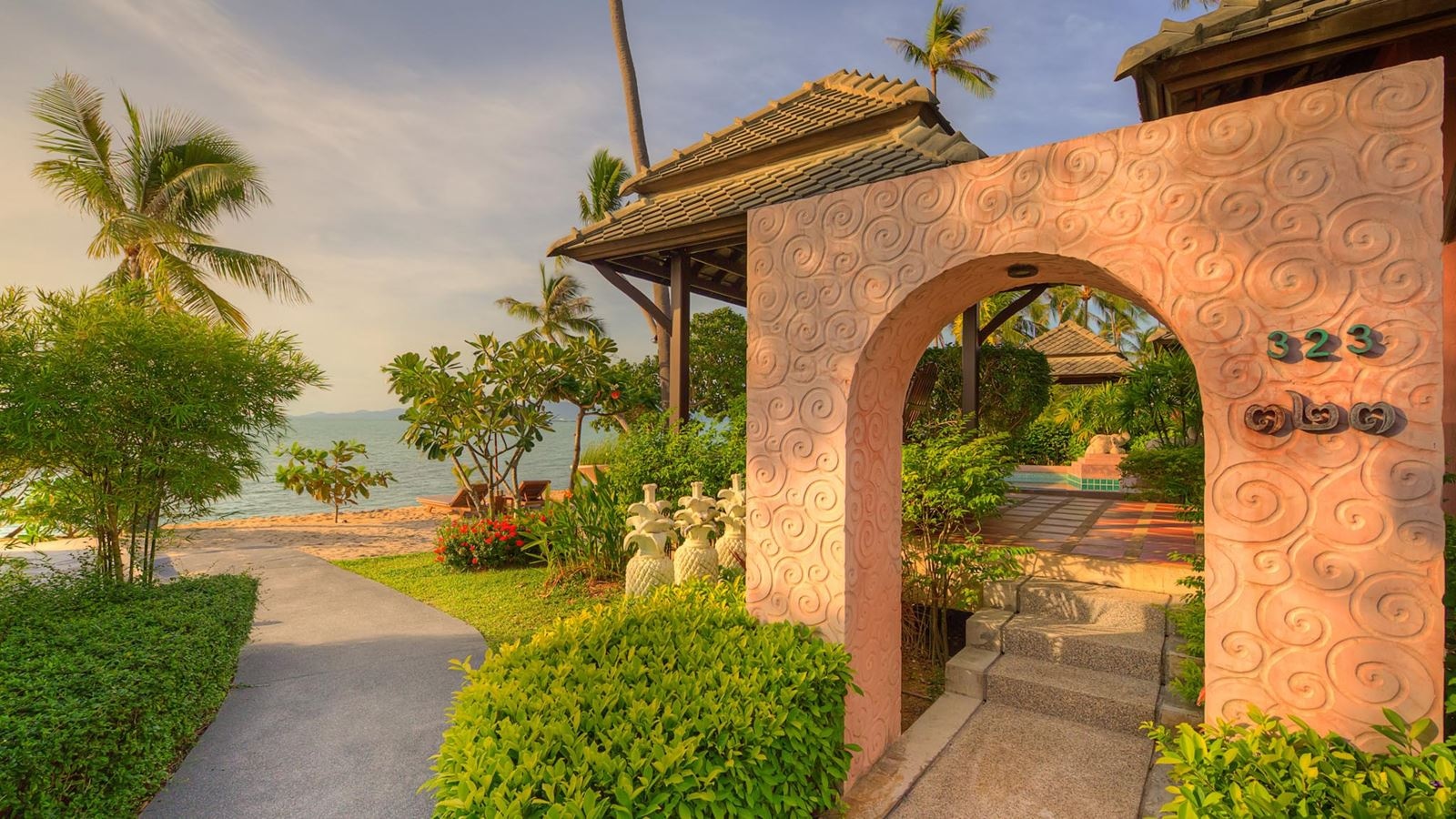 rooms-beach-front-pool-villa