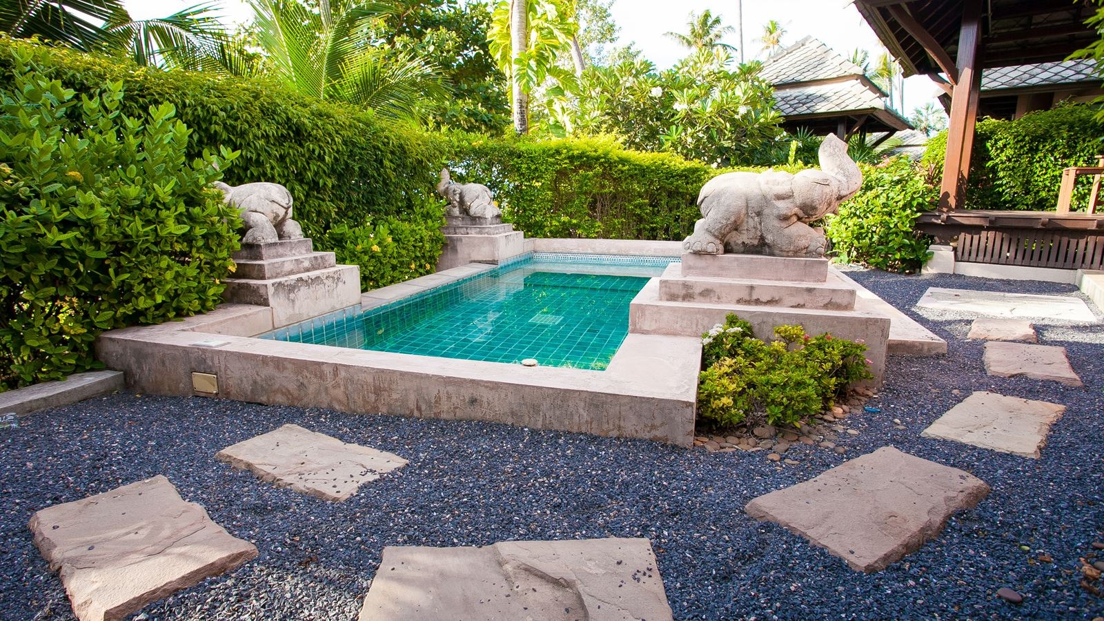 rooms-two-bedroom-beachfront-pool-villa